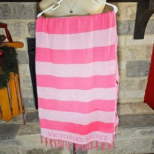 VICTORIA'S SECRET VINTAGE BEACH TOWEL